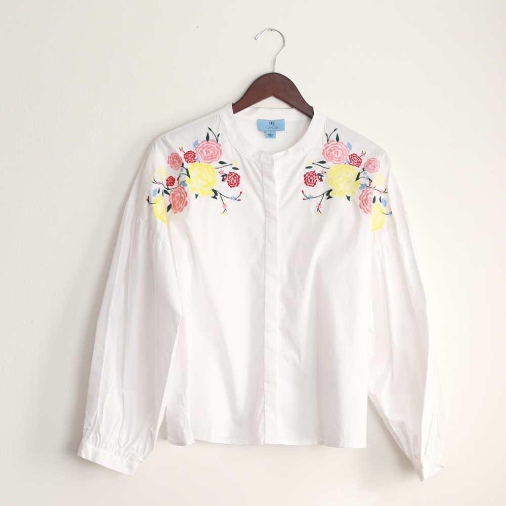 NWT CeCe Embroidered Button Down Top